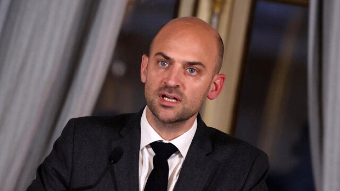 فرانسه: درباره موضوع هسته‌ای ایران به راه‌حل دیپلماتیک پایبندیم