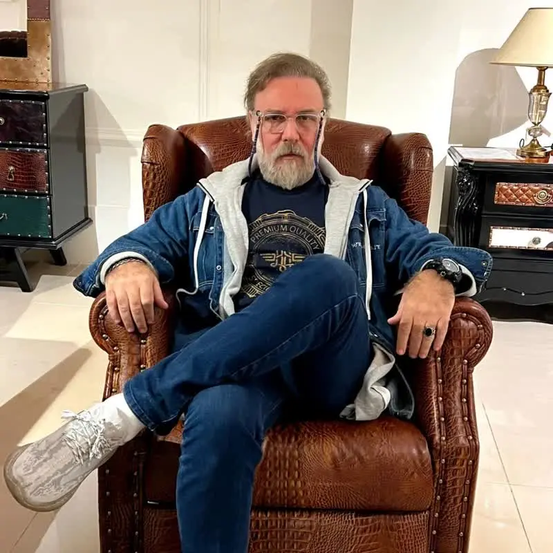 8b32e6f1-8eee-4b99-89ee-dbbb9d9b9311