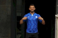 مهاجم سابق استقلال در نقش ناجی با یک گل و پاس گل