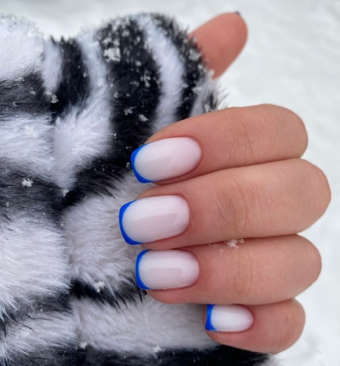 فرنچ ناخن آبی