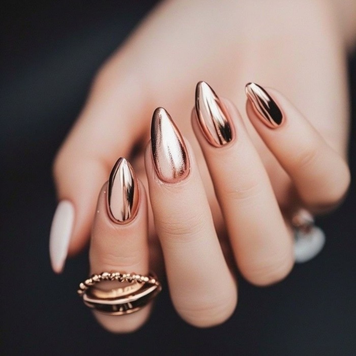 لاک ناخن کروم جواهری با رنگ و دیزای های شیک