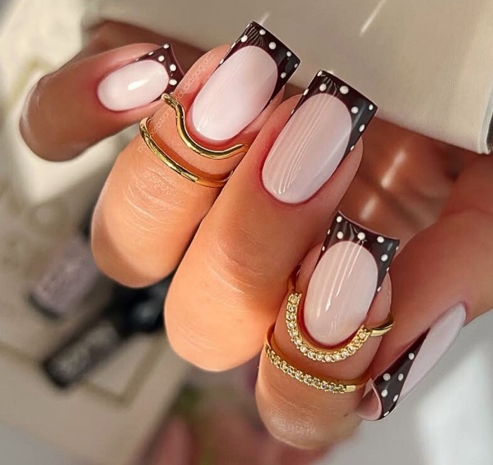 مدلهای فرنچ ناخن مربعی شیک