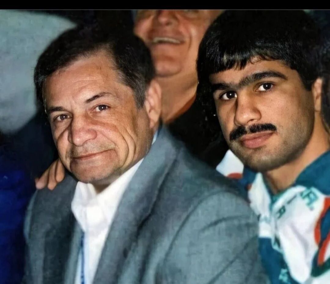 دیدار تاریخی ستاره کشتی ایران با مرد هزار چهره + عکس