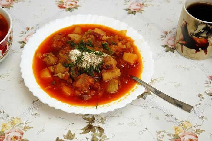 طرز تهیه دسر و غذا با میوه به