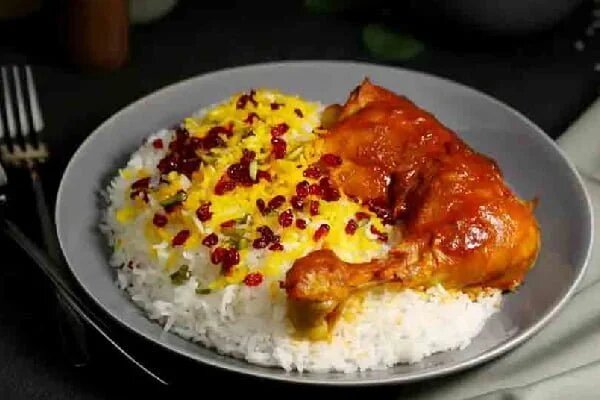  زرشک‌پلو با مرغ یلدایی ؛ دم انداختن مرغ بدون آب به سبک شف های حرفه ای