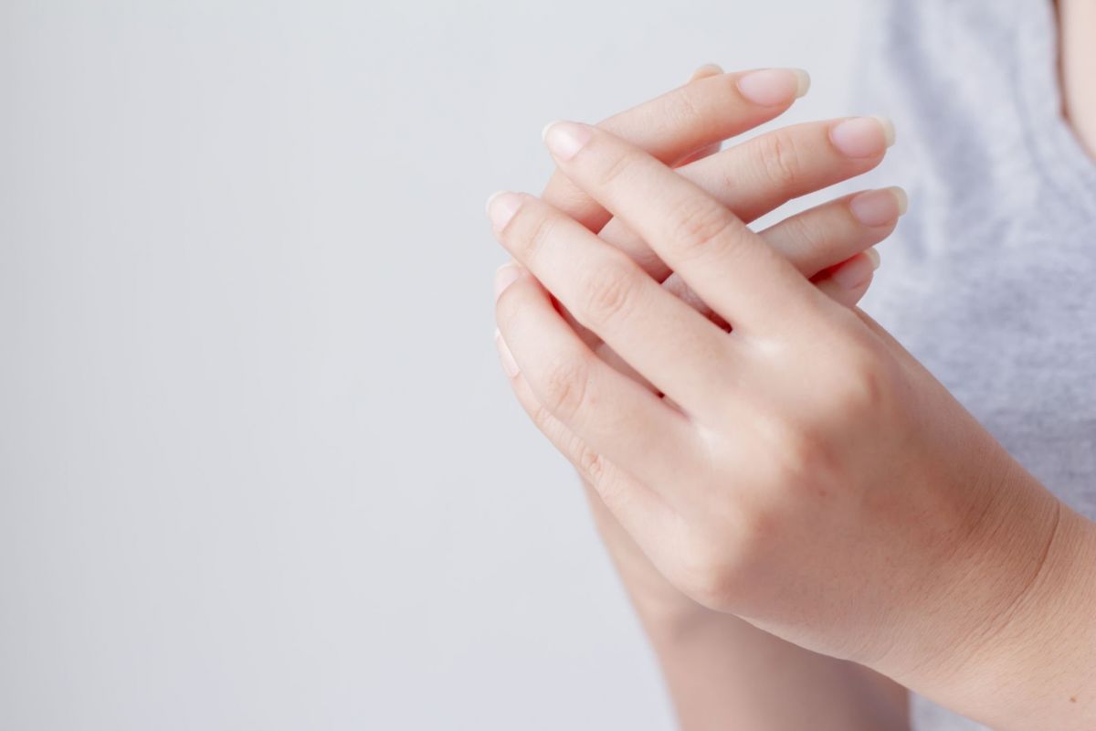 علت درد کف دست