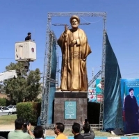 سقوط مجسمه شهید ابراهیم رییسی در اردبیل