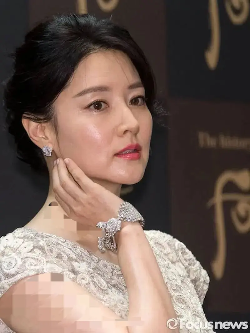 لی+یونگ-ئه (1)