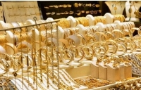 ریزش همزمان قیمت طلا و سکه؛ سکه 9 میلیون ریخت | آغاز سقوط بزرگ قیمت طلا؟