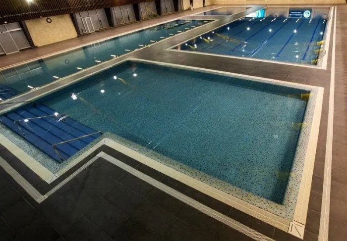 تعطیلی نزدیک به پنج‌ساله نگین مجموعه انقلاب و لزوم ورود وزیر ورزش