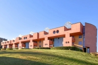 معماری جالب و سرزنده این واحد مسکونی محو‌تان می‌کند+ عکس