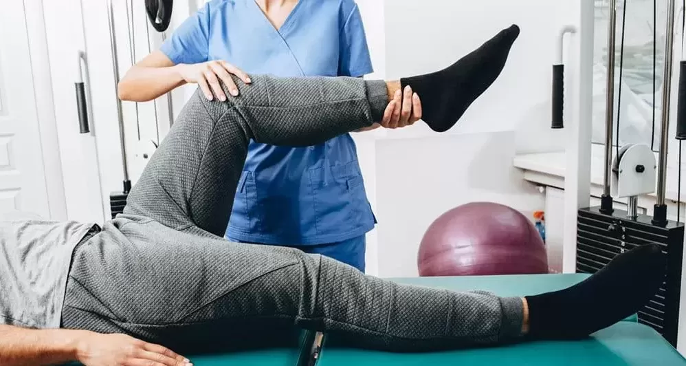 زانوی ضربدری