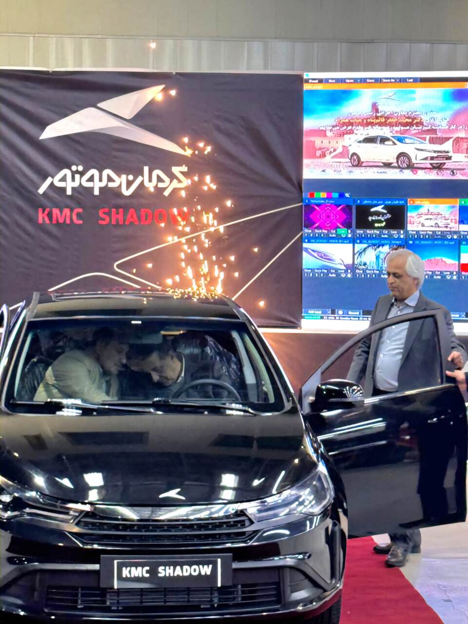 رونمایی از هاچ‌بک ملی