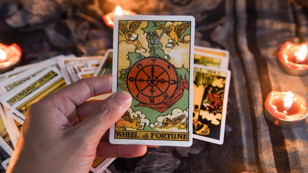 فال تاروت تک کارتی متولدین اردیبهشت