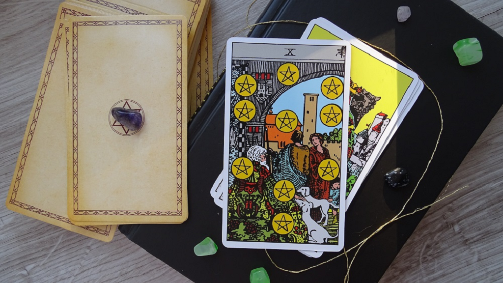 فال تاروت تک کارتی متولدین تیر