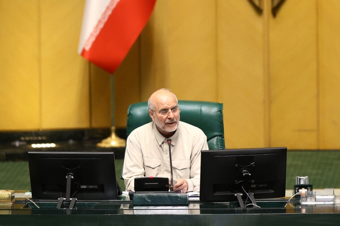 قالیباف: هیچ قیمت دائمی یا ثابت برای ارز تعیین نشده است