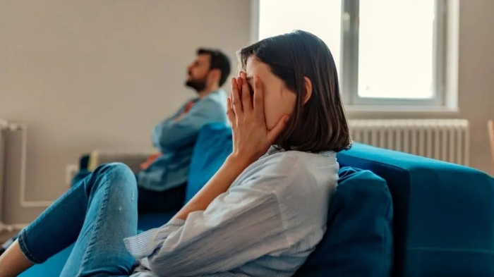 چگونه از روابط آسیب‌زا خارج شویم؟