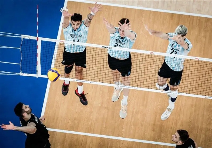 ملی‌پوش والیبال 400 میلیون تومان جریمه شد