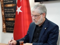 دعوت وزیر علوم از ترکیه برای حضور در تشییع رهبر در ایران