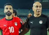 صلاح: حسام حسن بین دو نیمه بازیکنان را کتک می‌زند!