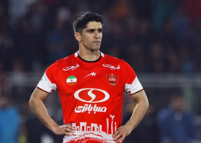 پویا پورعلی سرانجام آزاد شد؛/ فسخ محترمانه گزینه دفاعی پرسپولیس!
