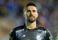 سنگربان سپاهان ماندنی شد؛ حسینی در جمع طلایی‌پوشان باقی ماند