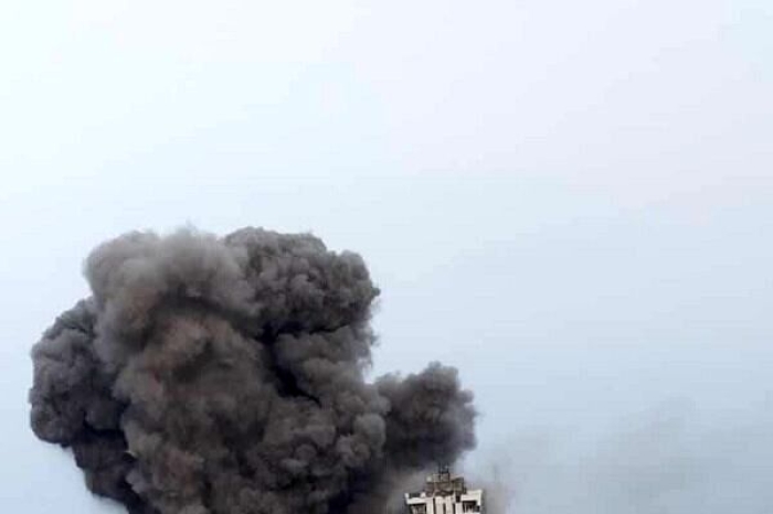 حمله دشمن آمریکایی به پادگان ارتش در بمپور