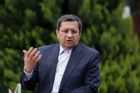 همتی: اعتماد زمانی شکل می‌گیرد که سیاست‌گذار واقعیت‌ها را صریح بیان کند