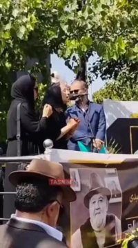 همسر اکبر عبدی: قدر کمدین‌هایمان را بدانیم/ گریه‌ تلخ معصومه قاسمی بر سر تابوت همسر