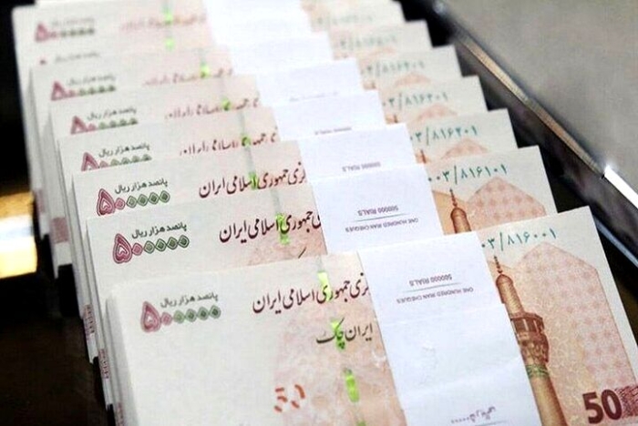احتمال کاهش حقوق کارمندان با مصوبه جدید دولت | چرا حقوق ها کاهش می یابد؟