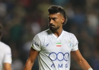 بازگشت رامین رضاییان به جمع آبی‌ها/ استقلال مرد سال فوتبال ایران را خرید